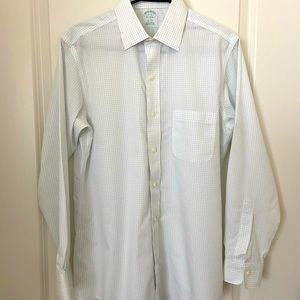 Brooks Brothers 15-32 Milano Dress Shirt. White with light blue box print.